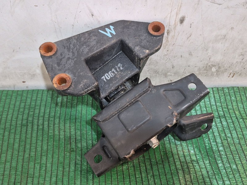 Recambio de soporte motor para kia cee´d (jd) 1.4 crdi 90 referencia OEM IAM   