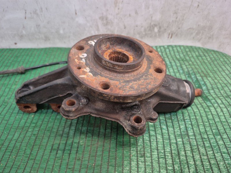 Recambio de mangueta delantera izquierda para citroën berlingo multispace (b9) 1.2 puretech 110 referencia OEM IAM   