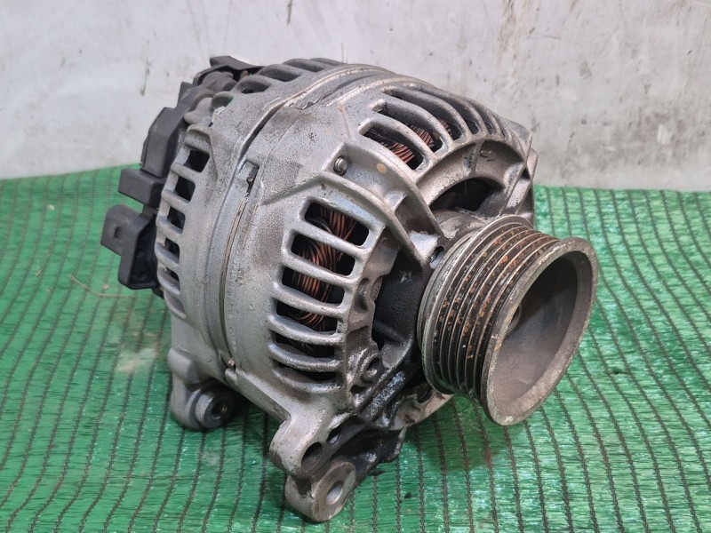 Recambio de alternador para volvo v70 ii (285) 2.4 t referencia OEM IAM   