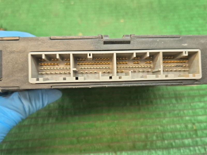 Recambio de modulo electronico para toyota yaris (_p13_) 1.5 hybrid (nhp130_) referencia OEM IAM   