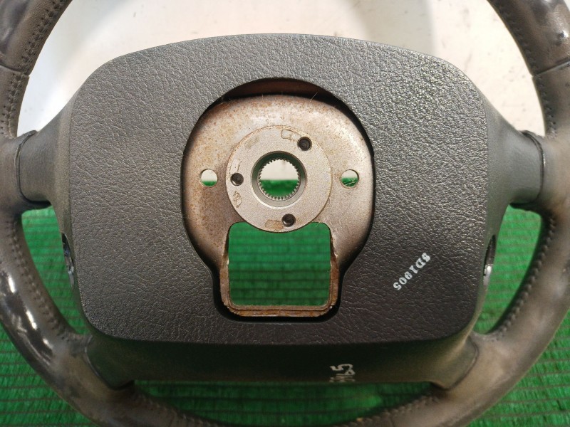 Recambio de volante para kia sorento i (jc) 2.5 crdi referencia OEM IAM   