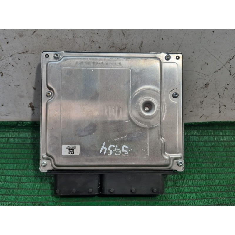 Recambio de centralita motor uce para bmw 5 touring (e61) 520 d referencia OEM IAM   