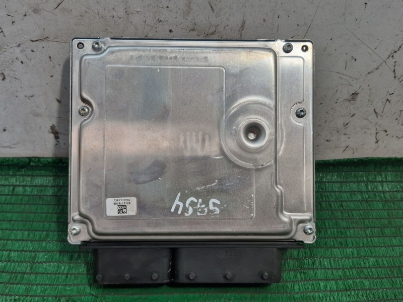 Recambio de centralita motor uce para bmw 5 touring (e61) 520 d referencia OEM IAM   