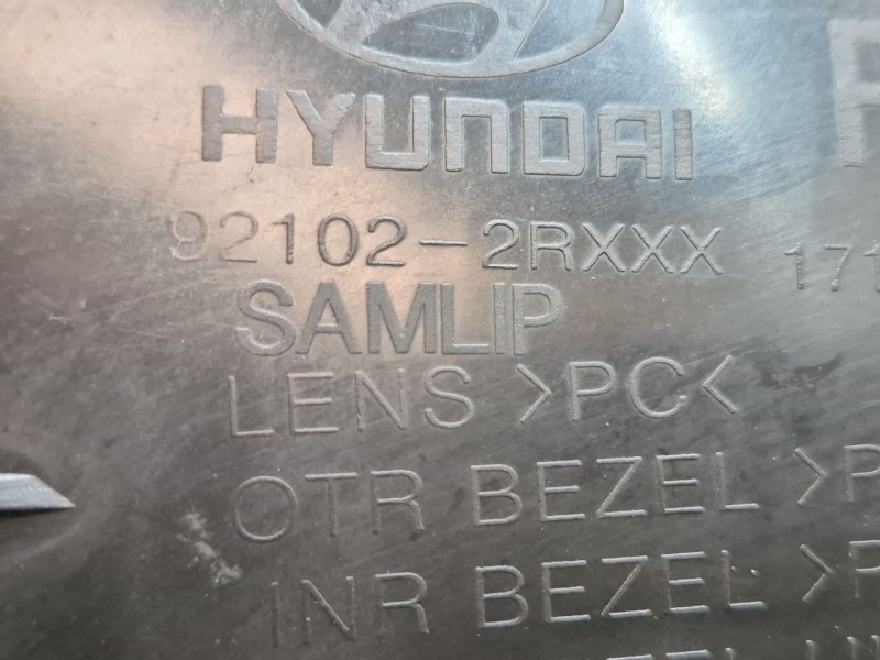 Recambio de faro derecho para hyundai i30 (fd) 1.6 crdi referencia OEM IAM   