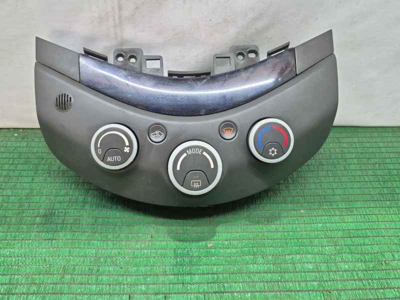 Recambio de mando climatizador para chevrolet spark lt referencia OEM IAM   