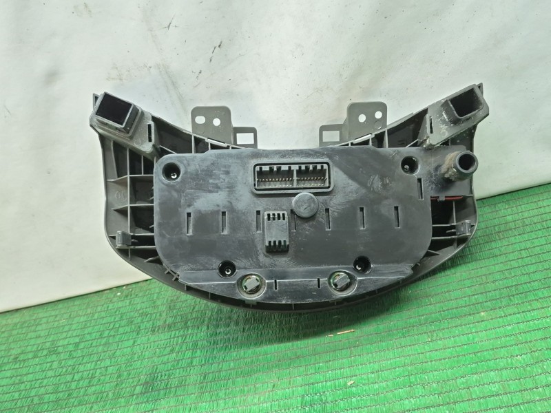 Recambio de mando climatizador para chevrolet spark lt referencia OEM IAM   