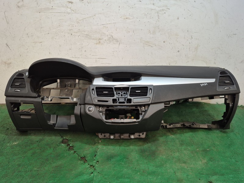 Recambio de salpicadero para renault laguna iii (bt0/1) 2.0 dci gt (bt11, bt1e, bt1n) referencia OEM IAM   