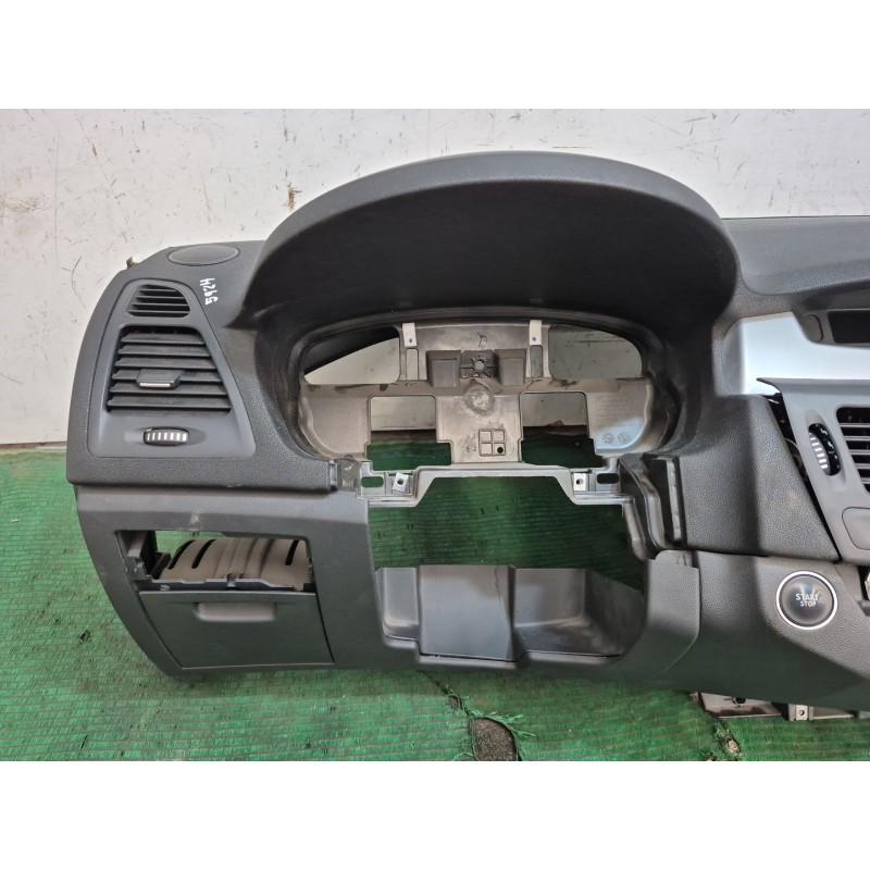 Recambio de salpicadero para renault laguna iii (bt0/1) 2.0 dci gt (bt11, bt1e, bt1n) referencia OEM IAM   