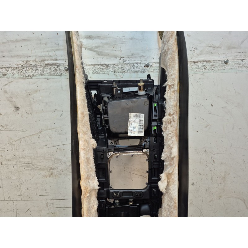 Recambio de consola central trasera para kia cee´d sportswagon (jd) 1.6 crdi 128 referencia OEM IAM   