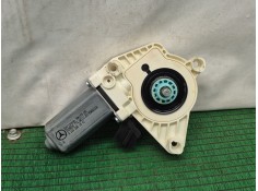 Recambio de motor elevalunas delantero derecho para mercedes-benz clase a (w169) a 180 cdi (169.007, 169.307) referencia OEM IAM