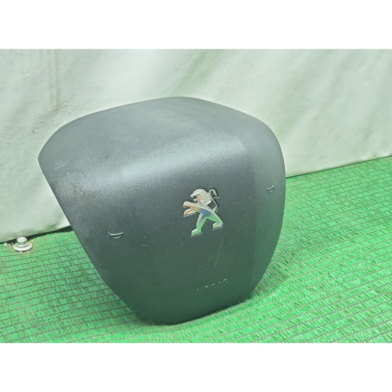Recambio de airbag volante para peugeot 208 i (ca_, cc_) 1.2 vti 82 referencia OEM IAM   