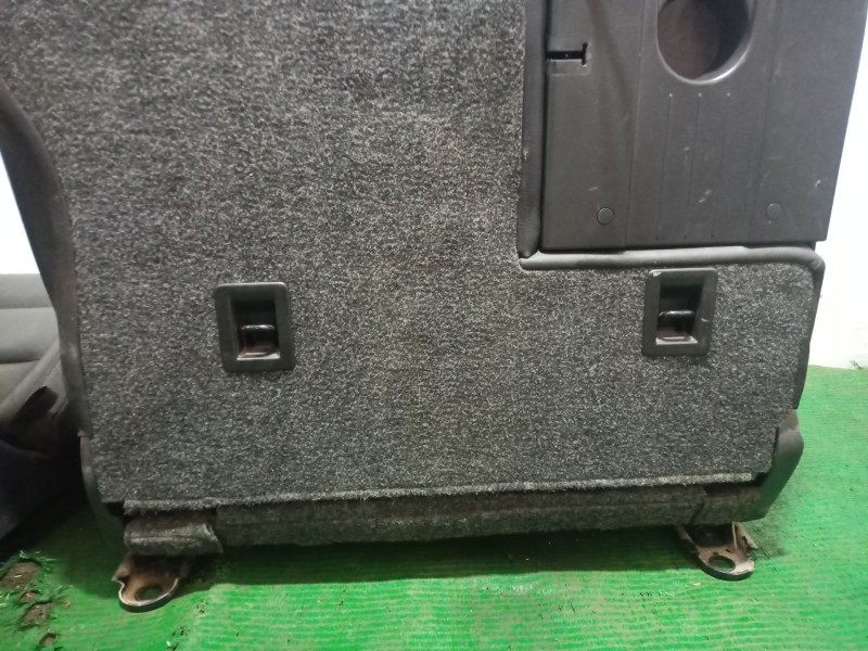 Recambio de asientos traseros para volkswagen tiguan (5n_) 2.0 tdi referencia OEM IAM   