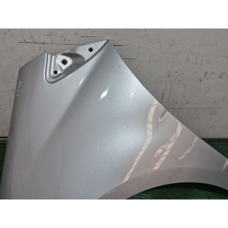 Recambio de aleta delantera izquierda para mercedes-benz clase a (w169) a 180 cdi (169.007, 169.307) referencia OEM IAM 16988903