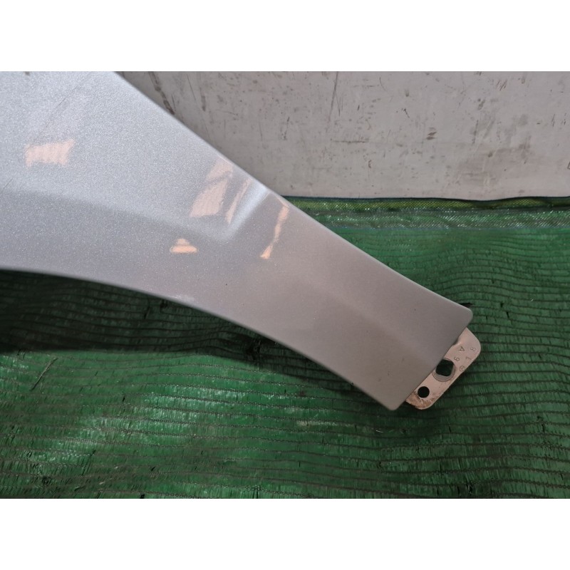 Recambio de aleta delantera izquierda para mercedes-benz clase a (w169) a 180 cdi (169.007, 169.307) referencia OEM IAM 16988903