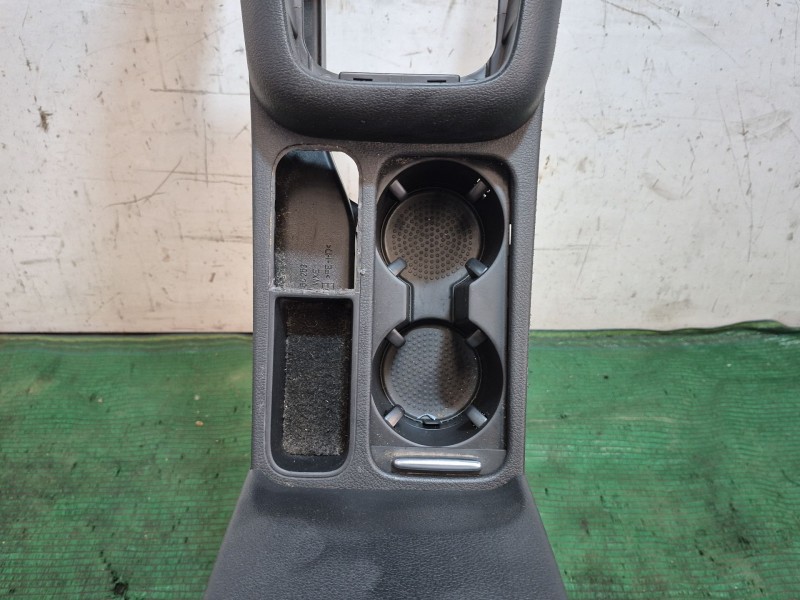 Recambio de consola central trasera para volkswagen tiguan (5n_) 2.0 tdi referencia OEM IAM   