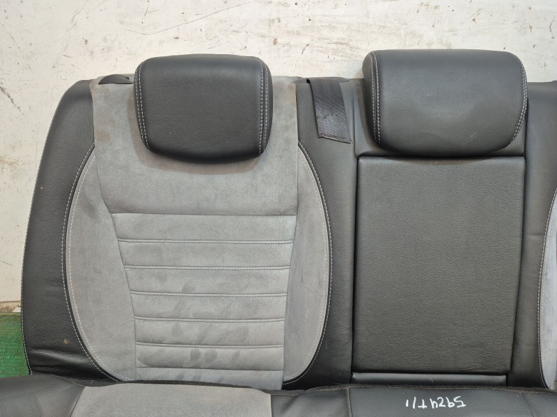 Recambio de juego asientos completo para renault laguna iii (bt0/1) 2.0 dci gt (bt11, bt1e, bt1n) referencia OEM IAM   