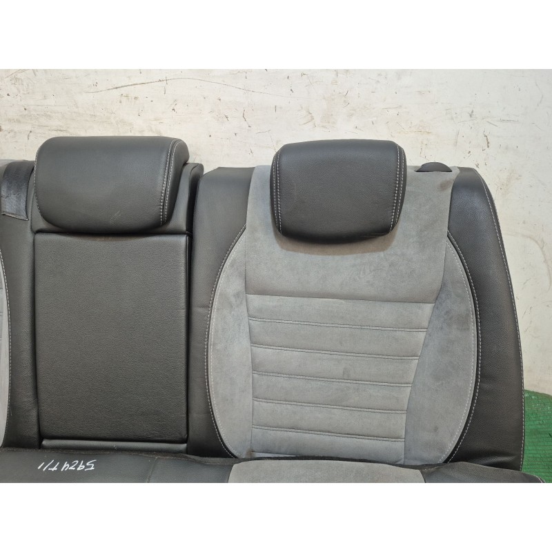 Recambio de juego asientos completo para renault laguna iii (bt0/1) 2.0 dci gt (bt11, bt1e, bt1n) referencia OEM IAM   