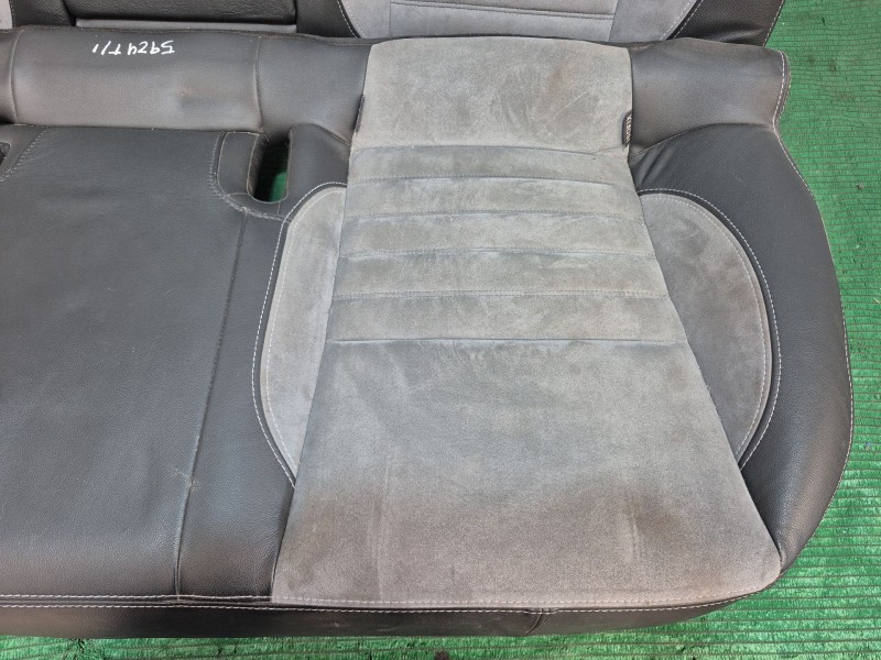 Recambio de juego asientos completo para renault laguna iii (bt0/1) 2.0 dci gt (bt11, bt1e, bt1n) referencia OEM IAM   