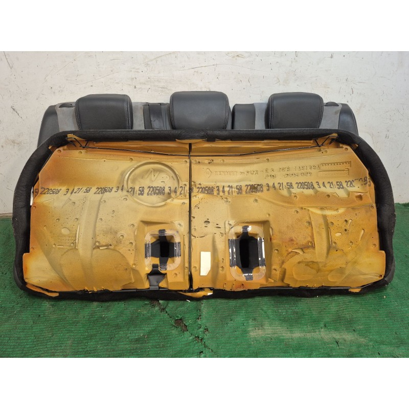 Recambio de juego asientos completo para renault laguna iii (bt0/1) 2.0 dci gt (bt11, bt1e, bt1n) referencia OEM IAM   