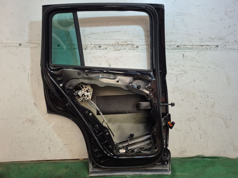 Recambio de puerta delantera izquierda para volkswagen tiguan (5n_) 2.0 tdi referencia OEM IAM   