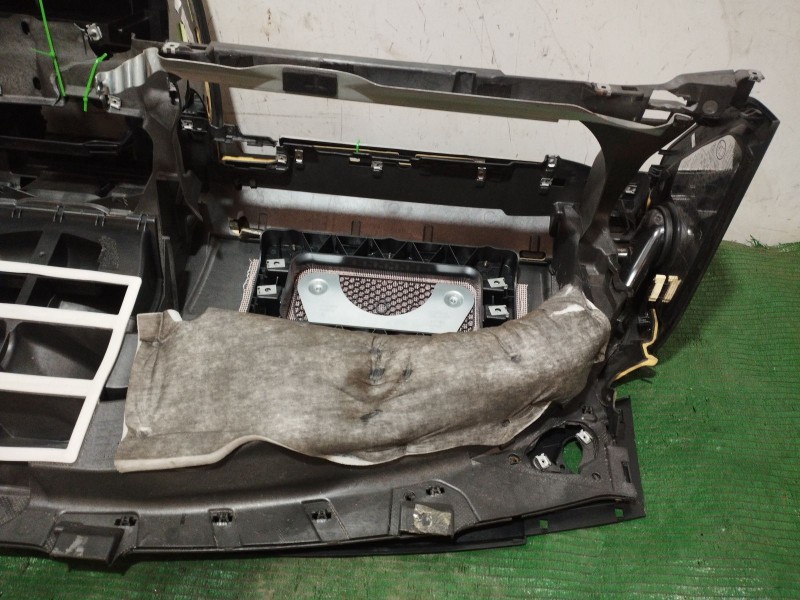 Recambio de salpicadero para porsche cayenne (9pa) turbo 4.5 referencia OEM IAM   