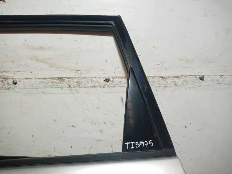 Recambio de puerta trasera izquierda para subaru tribeca (b9) 3.0 (wxe) referencia OEM IAM   