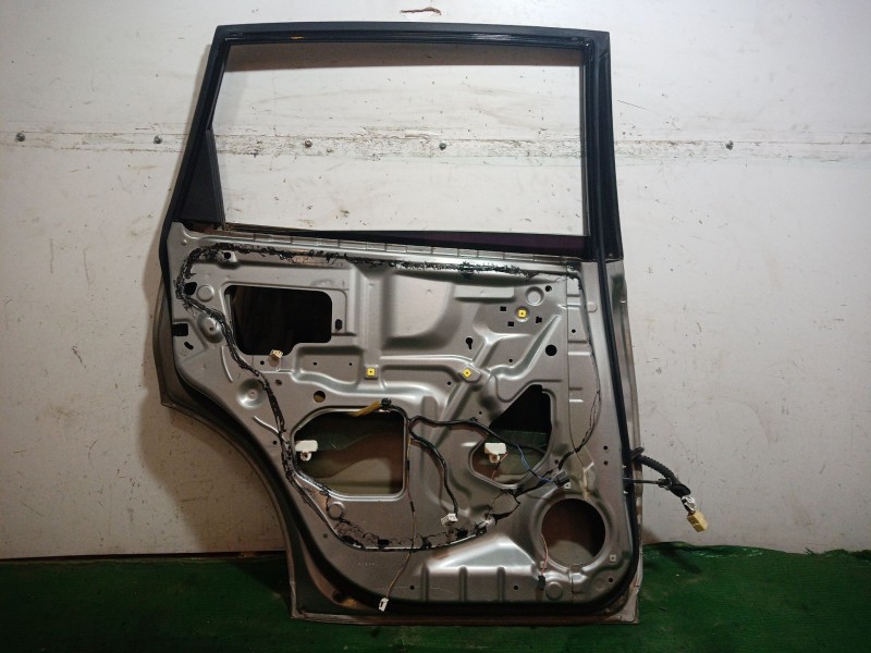 Recambio de puerta trasera izquierda para subaru tribeca (b9) 3.0 (wxe) referencia OEM IAM   