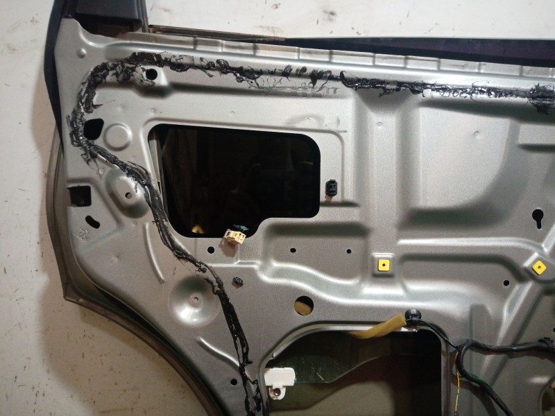 Recambio de puerta trasera izquierda para subaru tribeca (b9) 3.0 (wxe) referencia OEM IAM   