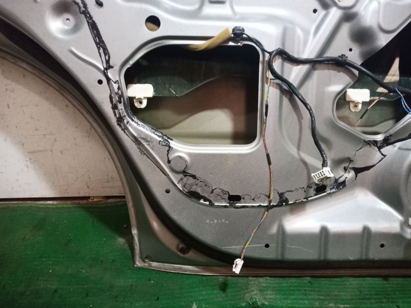 Recambio de puerta trasera izquierda para subaru tribeca (b9) 3.0 (wxe) referencia OEM IAM   