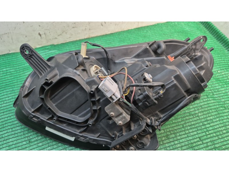 Recambio de faro derecho para subaru tribeca (b9) 3.0 (wxe) referencia OEM IAM   