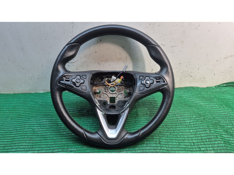Recambio de volante para opel astra k (b16) 1.6 cdti (68) referencia OEM IAM   