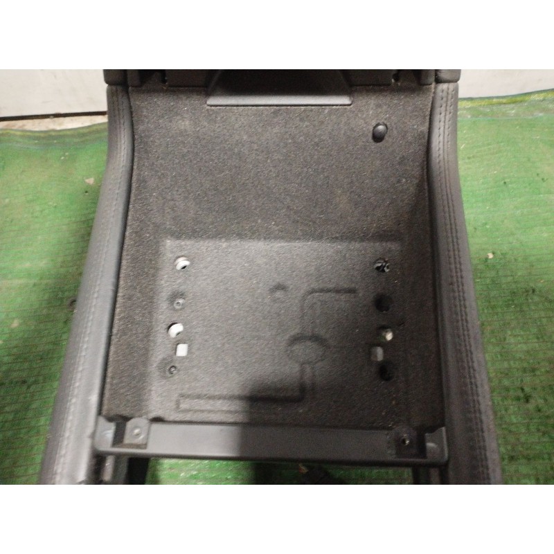 Recambio de consola central trasera para porsche cayenne (9pa) turbo 4.5 referencia OEM IAM   