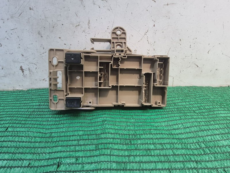 Recambio de caja reles / fusibles para subaru tribeca (b9) 3.0 (wxe) referencia OEM IAM 82201XA00B 82201XA00B 82201XA00B