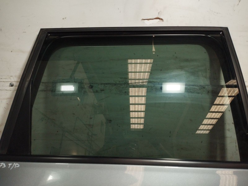 Recambio de puerta trasera derecha para porsche cayenne (9pa) turbo 4.5 referencia OEM IAM   