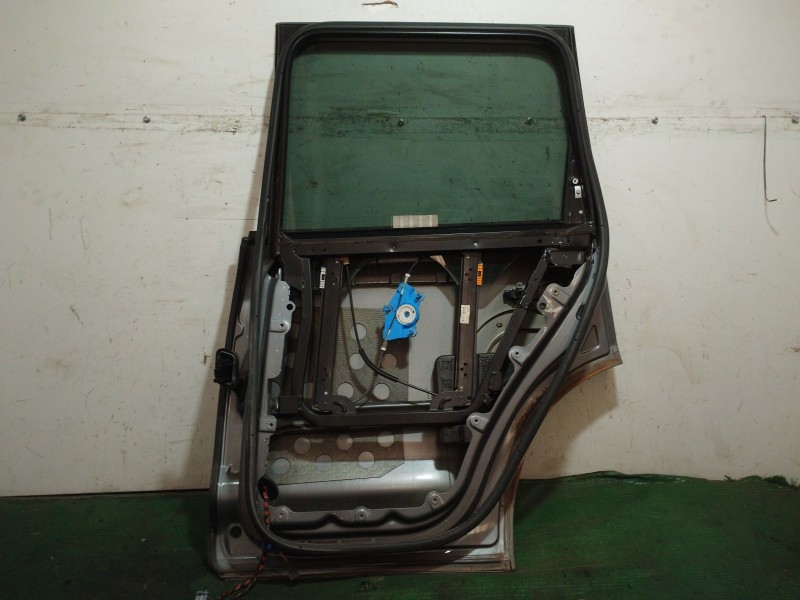 Recambio de puerta trasera derecha para porsche cayenne (9pa) turbo 4.5 referencia OEM IAM   