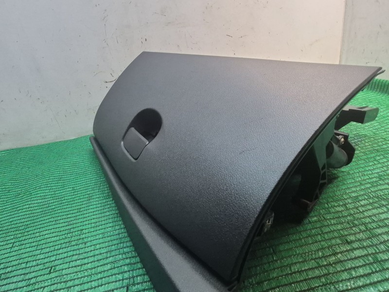 Recambio de guantera para renault fluence (l3_) z.e. referencia OEM IAM   