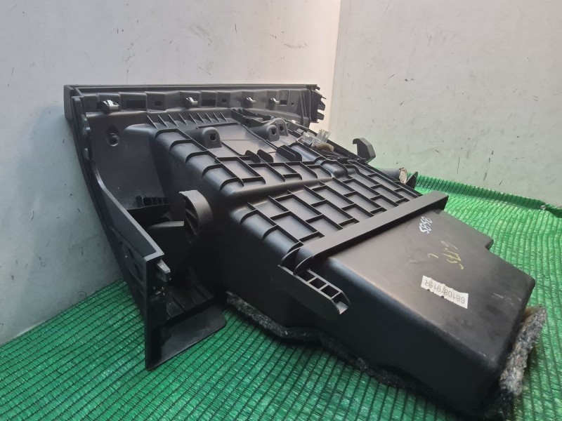 Recambio de guantera para renault fluence (l3_) z.e. referencia OEM IAM   