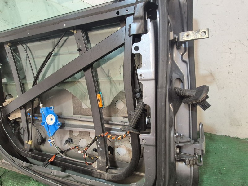 Recambio de puerta delantera izquierda para porsche cayenne (9pa) turbo 4.5 referencia OEM IAM   