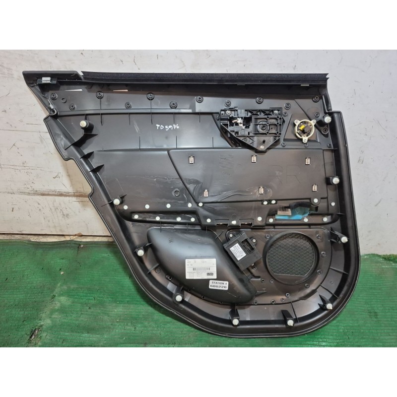 Recambio de guarnecido puerta trasera derecha para jaguar xf i (x250) 3.0 referencia OEM IAM   