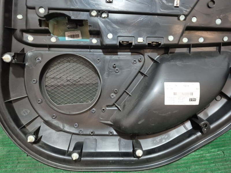 Recambio de guarnecido puerta trasera izquierda para jaguar xf i (x250) 3.0 referencia OEM IAM   