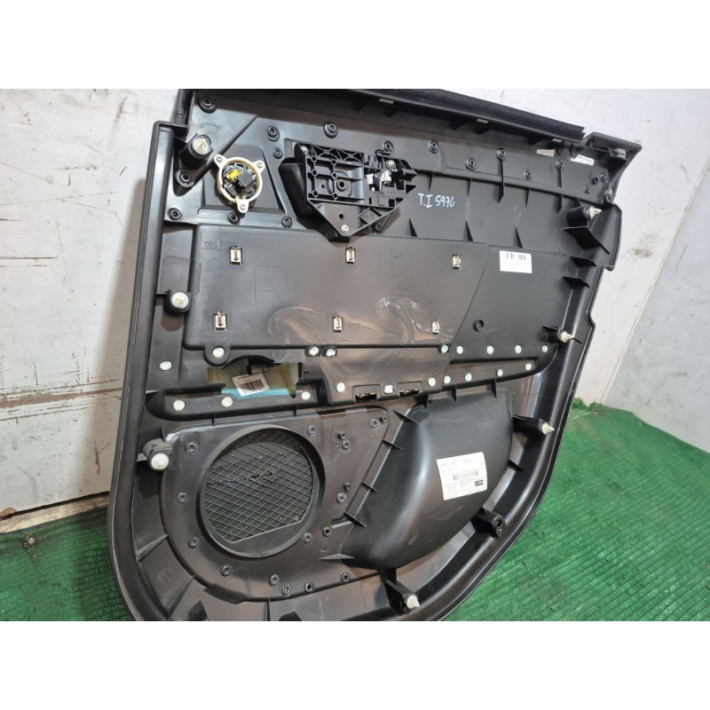 Recambio de guarnecido puerta trasera izquierda para jaguar xf i (x250) 3.0 referencia OEM IAM   