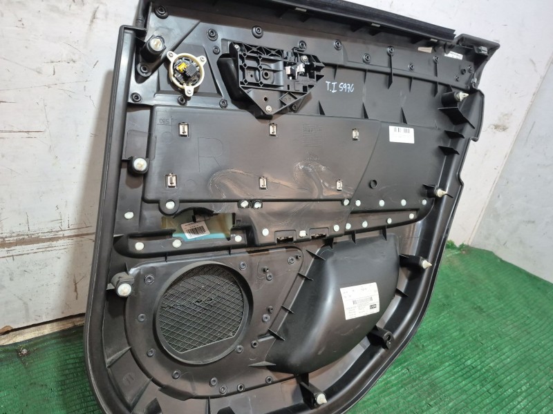 Recambio de guarnecido puerta trasera izquierda para jaguar xf i (x250) 3.0 referencia OEM IAM   