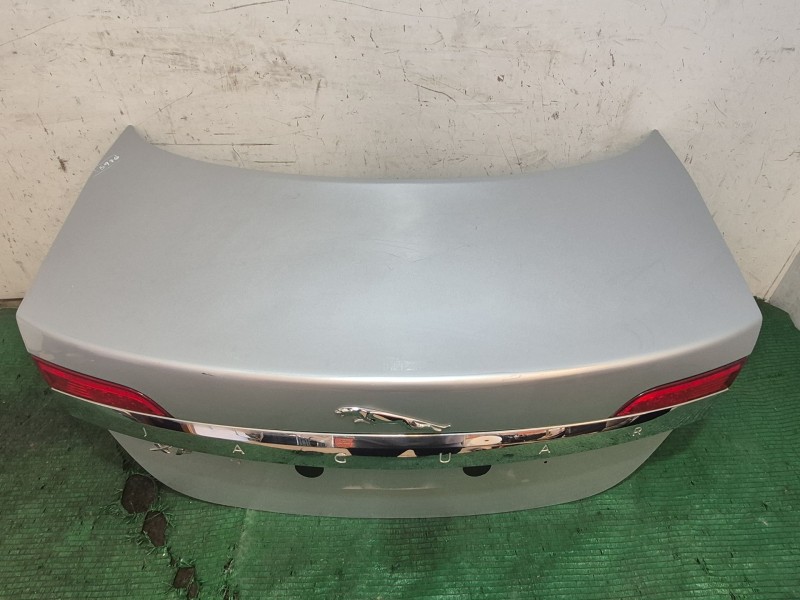Recambio de tapa maletero para jaguar xf i (x250) 3.0 referencia OEM IAM   