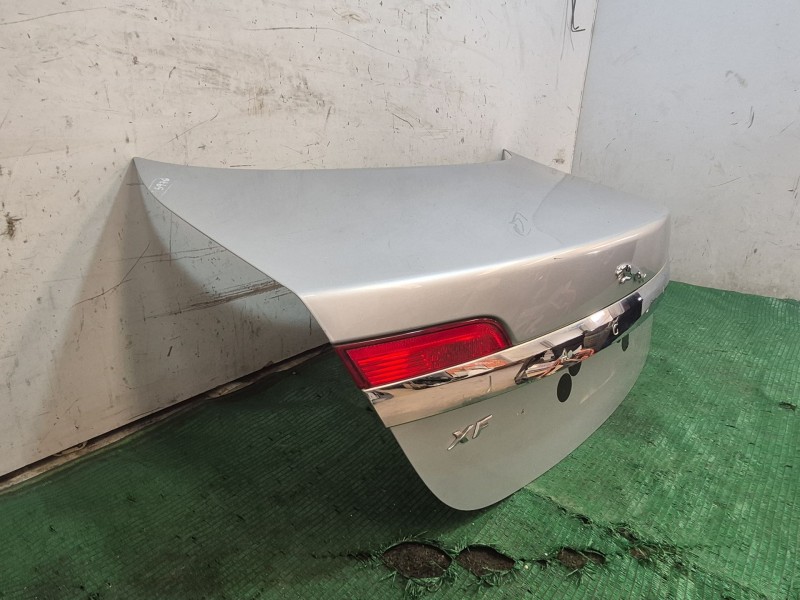 Recambio de tapa maletero para jaguar xf i (x250) 3.0 referencia OEM IAM   