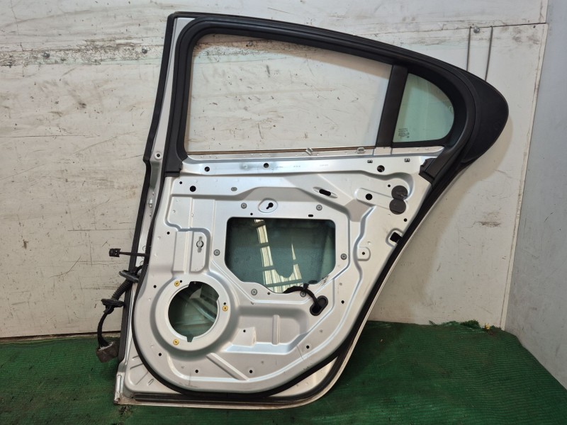Recambio de puerta trasera derecha para jaguar xf i (x250) 3.0 referencia OEM IAM   