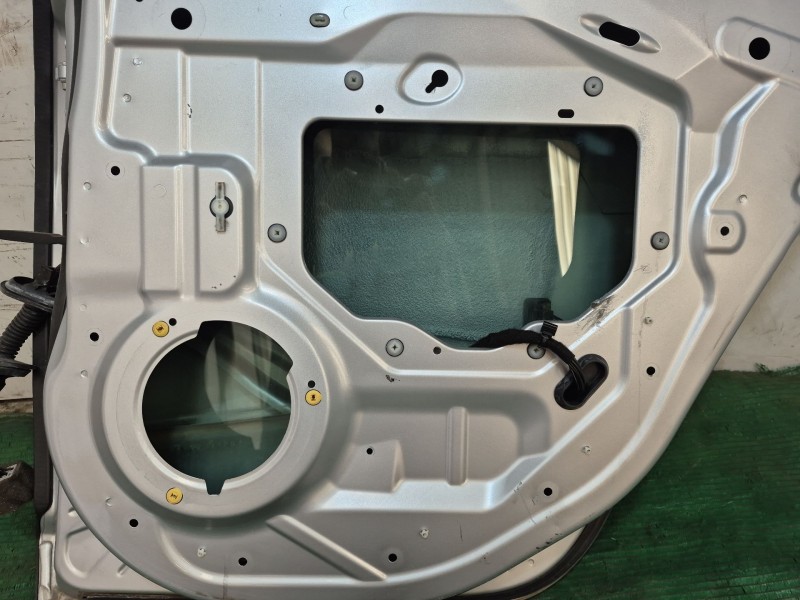 Recambio de puerta trasera derecha para jaguar xf i (x250) 3.0 referencia OEM IAM   