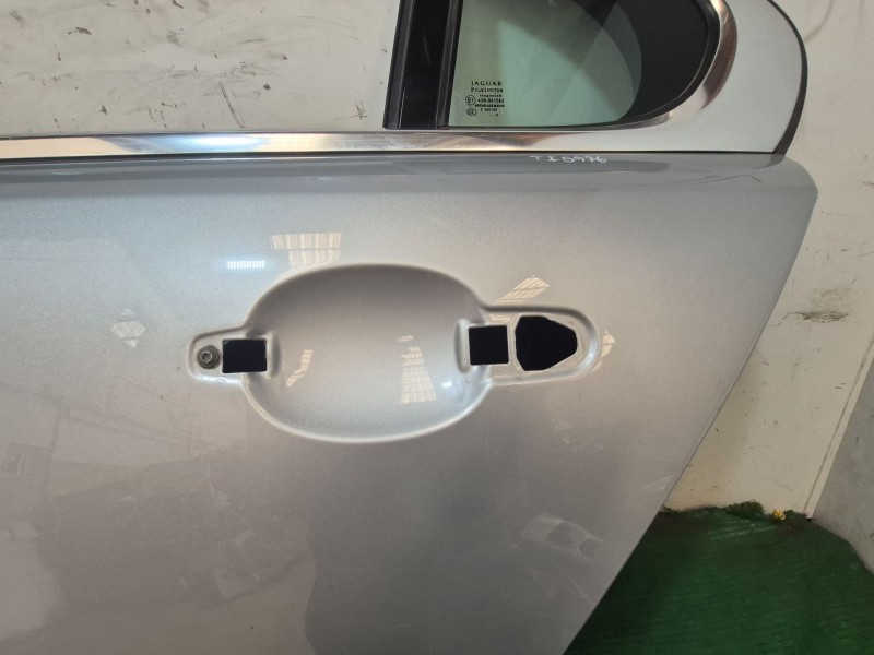 Recambio de puerta trasera izquierda para jaguar xf i (x250) 3.0 referencia OEM IAM   