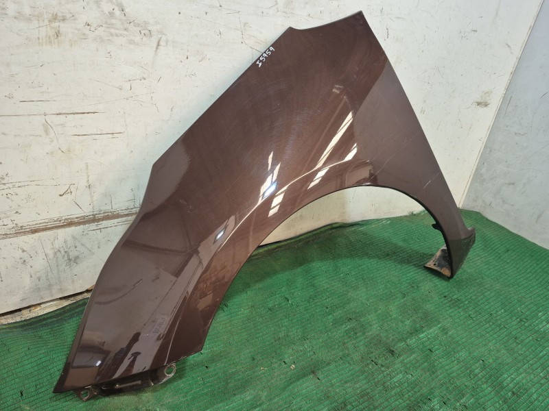 Recambio de aleta delantera izquierda para kia cee´d sportswagon (jd) 1.6 crdi 128 referencia OEM IAM   