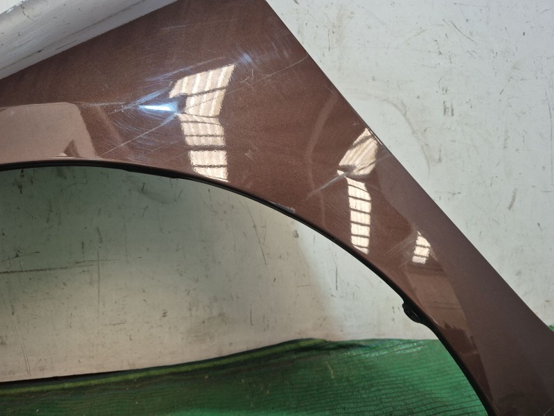 Recambio de aleta delantera izquierda para kia cee´d sportswagon (jd) 1.6 crdi 128 referencia OEM IAM   