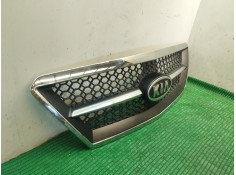 Recambio de rejilla delantera para kia sorento 2.5 crdi concept referencia OEM IAM    2